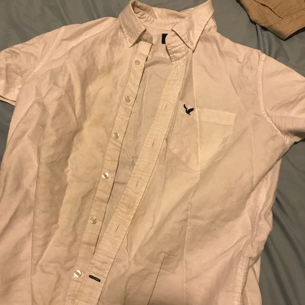 AE Men’s button up shirt